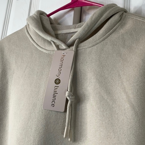 Harmony Balance Women’s Tan Hoodie Sweatshirt Size S - Picture 4 of 9
